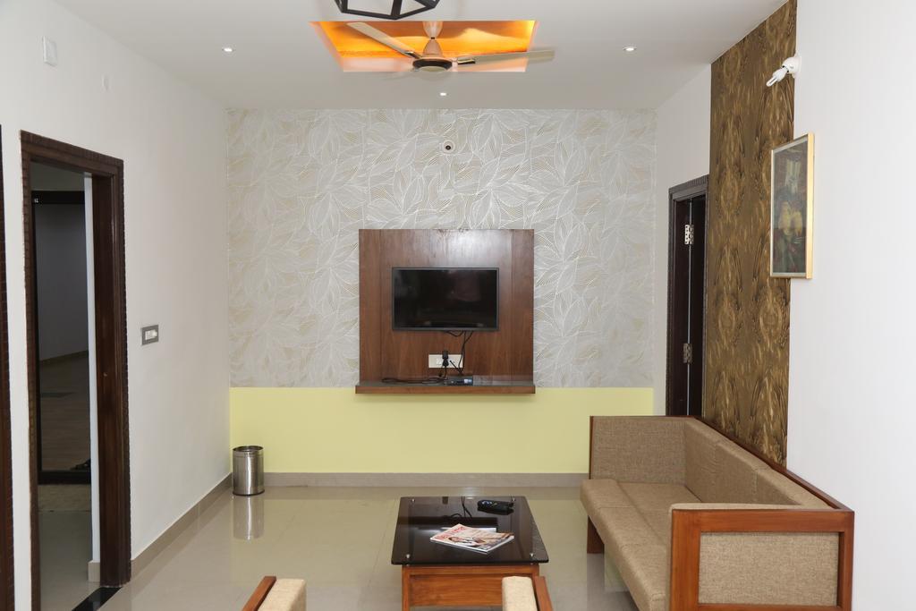Hotel Mudra Midtown Suites & Rooms Kalasa Exterior foto